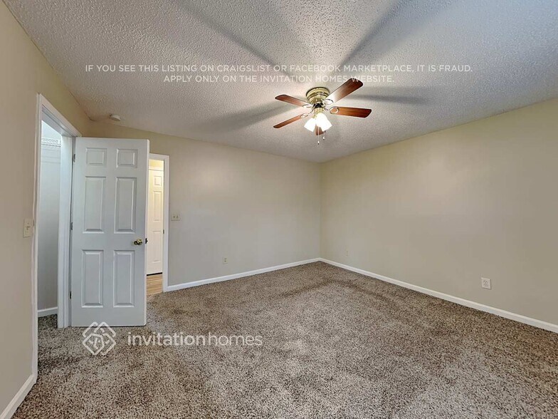 Building Photo - 112 Auburn Park