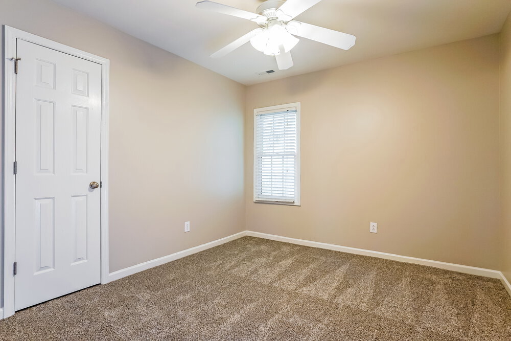 Building Photo - 2421 Barton Oaks Dr
