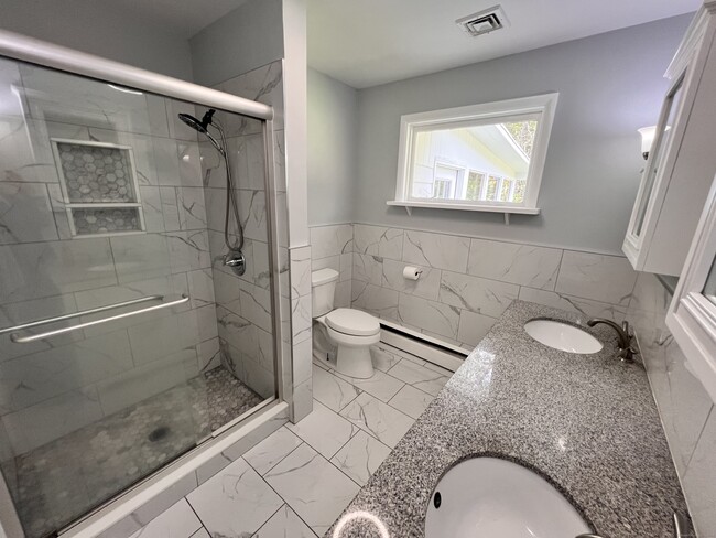 Building Photo - 267 Thunder Hill Dr