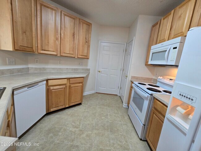 Building Photo - 785 Oakleaf Plantation Pkwy