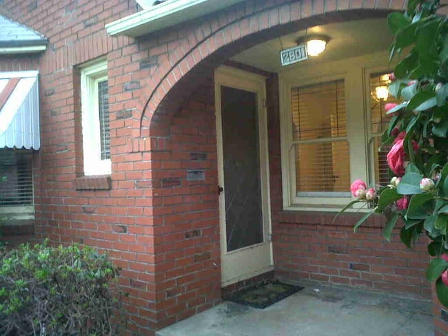 Building Photo - Curtis Park area 3 bedroom