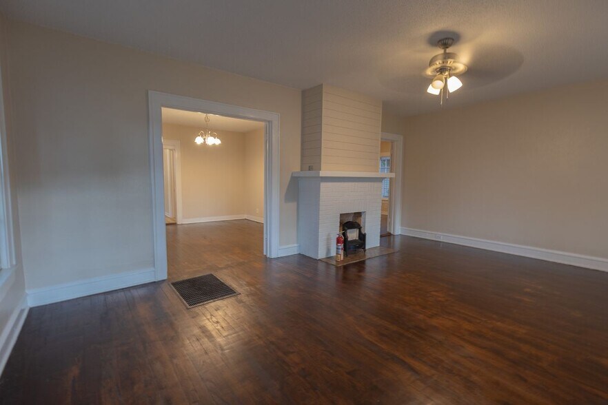 Building Photo - 2714 Morrow Ave