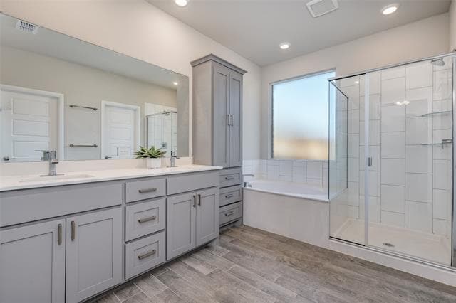 Building Photo - 2216 Toucan Dr