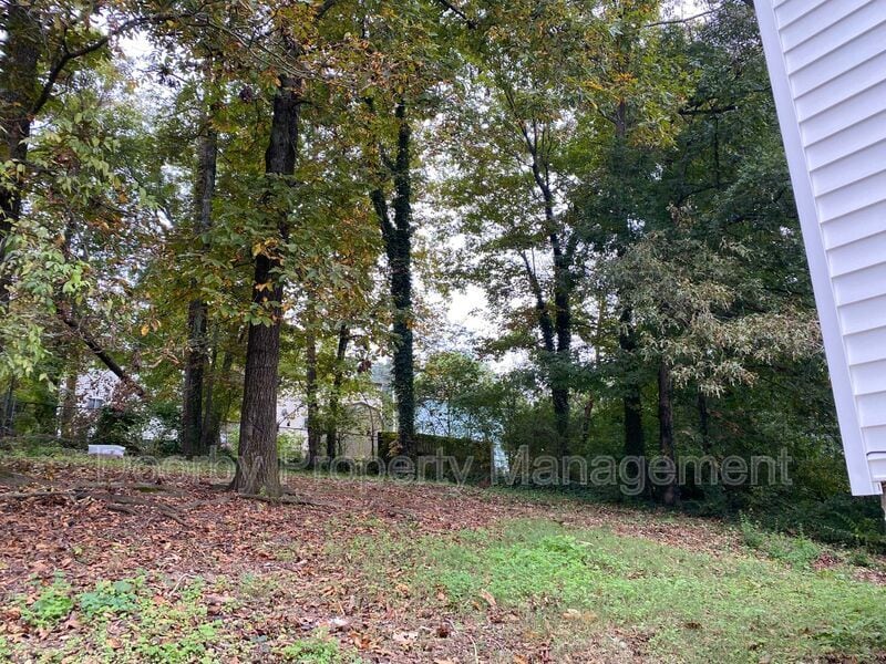 Building Photo - 3916 Blanchard St