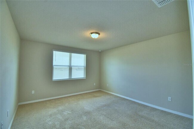 Building Photo - 3208 Weitzel Dr