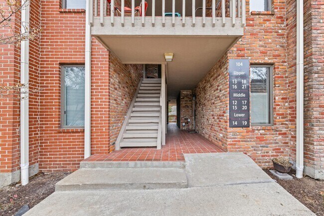 Building Photo - 104 Grn Mdws Rd
