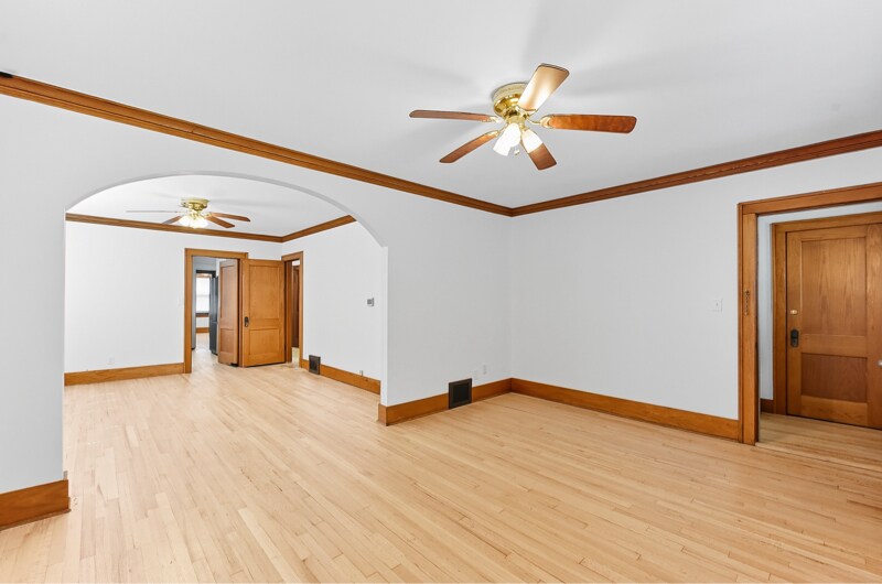 Building Photo - 828 N 41st Ave