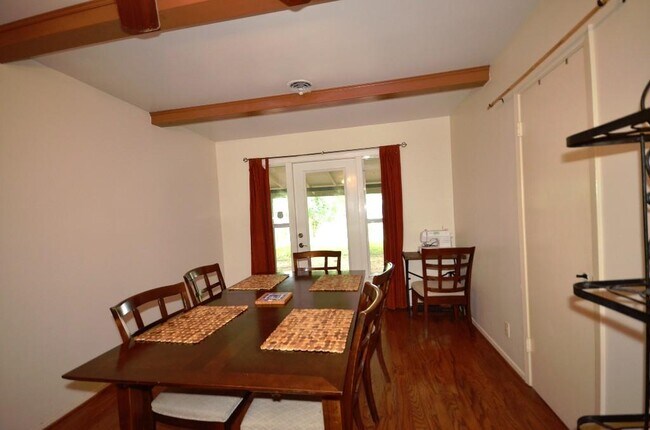 Building Photo - 5103 Orleans Ct