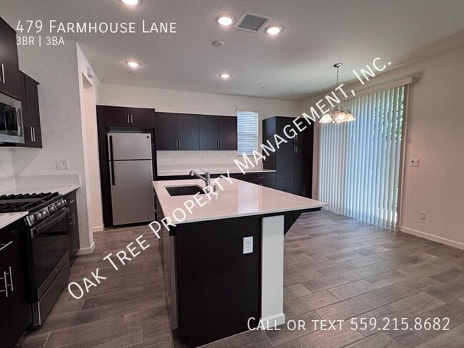 Building Photo - 479 Farmhouse Ln