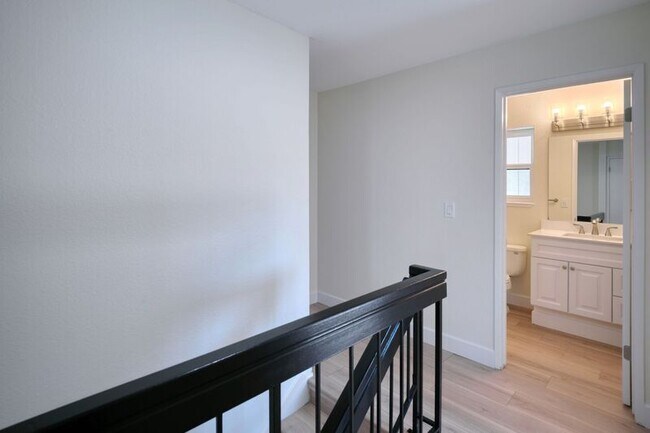 Building Photo - 6726 Calvine Rd