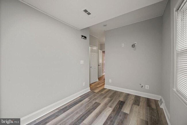 Building Photo - 8807 Fearne Ave