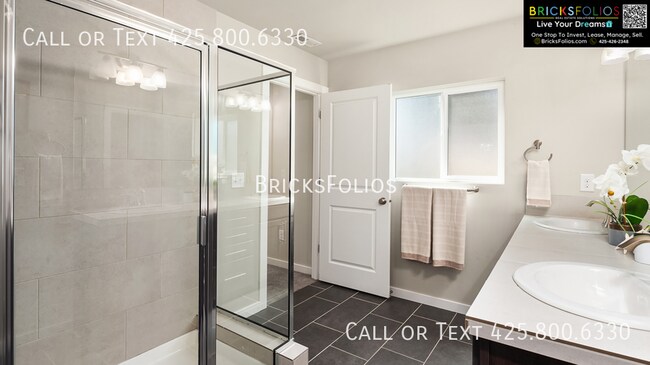 Building Photo - 14518 38th Ave W