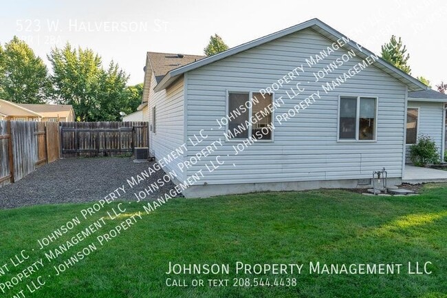 Building Photo - 523 W Halverson St