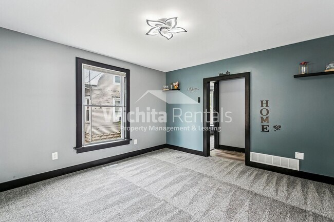 Building Photo - 1132 B W Munnell Ave