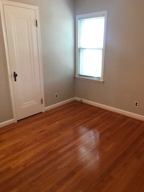 Building Photo - 1625 W Farnum Ave