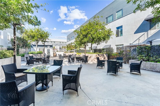 Building Photo - 435 W Center Street Promenade