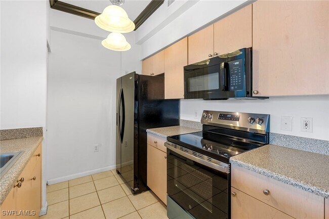 Building Photo - 1235 Reserve Way
