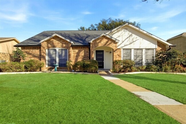 Building Photo - 6808 Beeman Dr