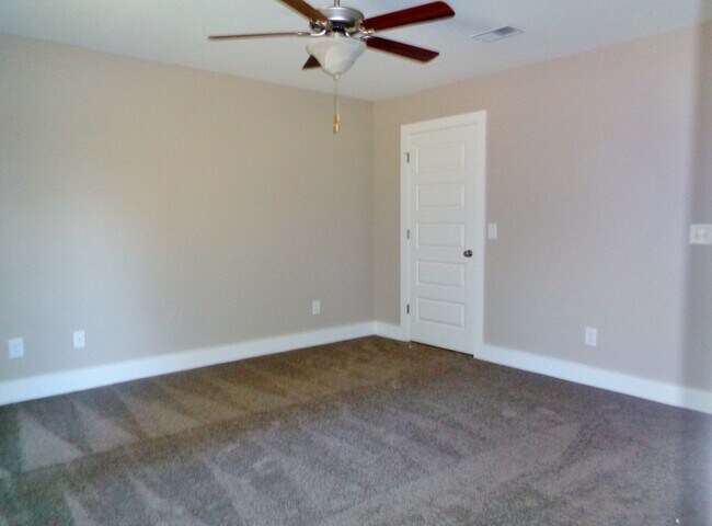 Building Photo - Home For Rent Vance, AL - COMING SOON!