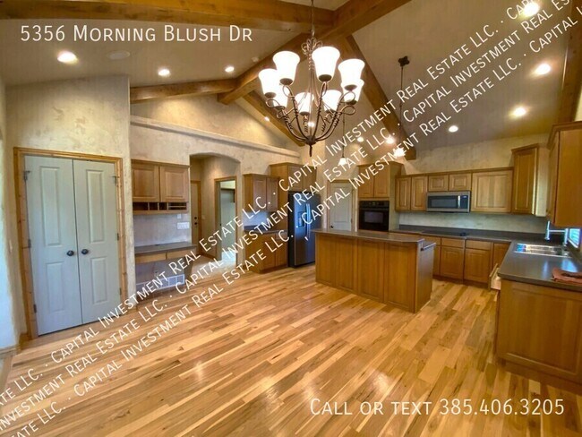 Building Photo - 5356 Morning Blush Dr