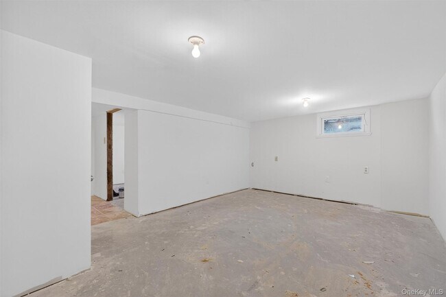 Building Photo - 149 Lewis Ln