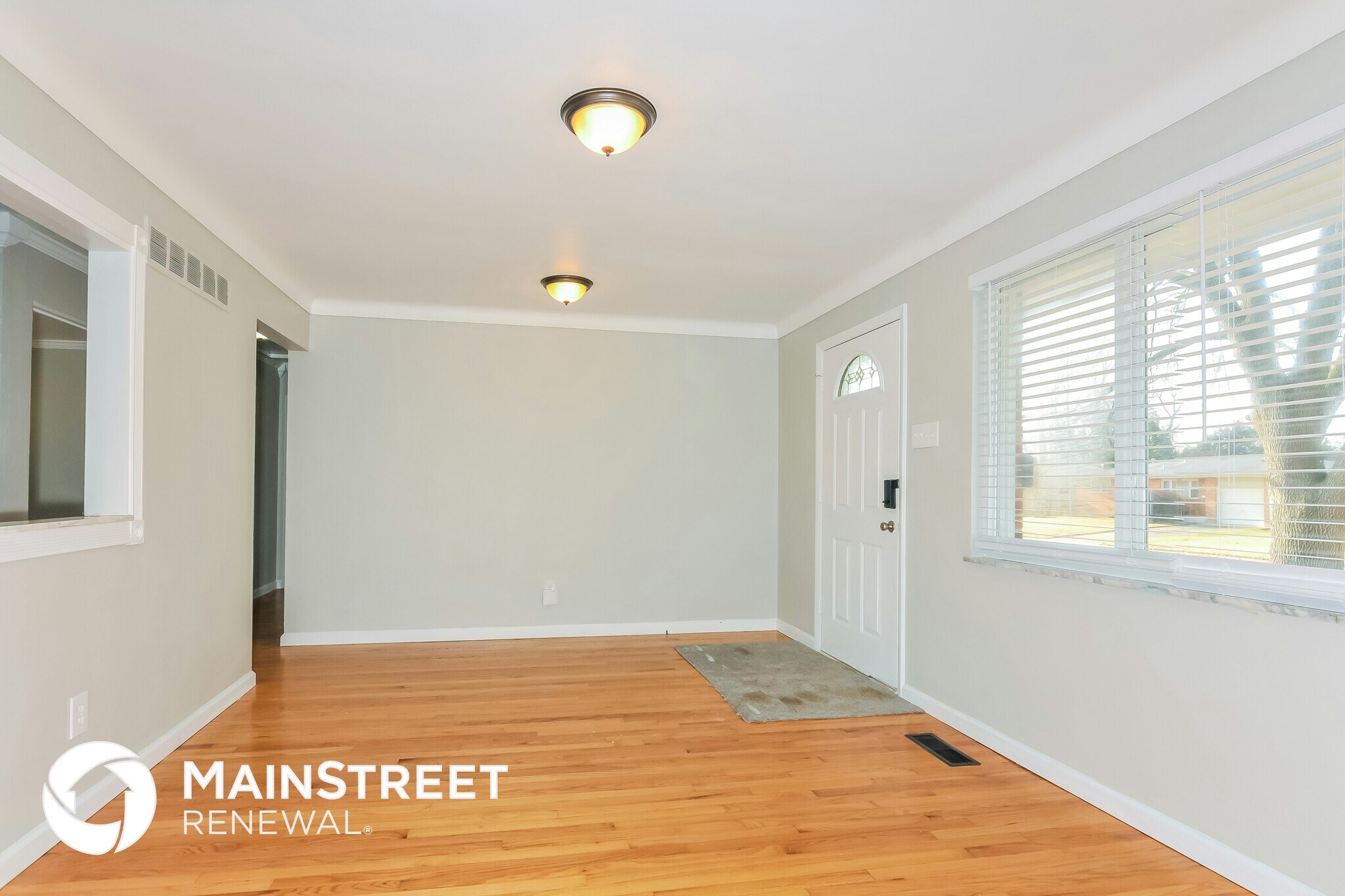 Building Photo - 535 Ryan Dr