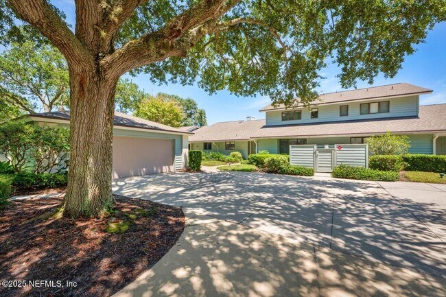 Primary Photo - 10 Little Bay Harbor Dr