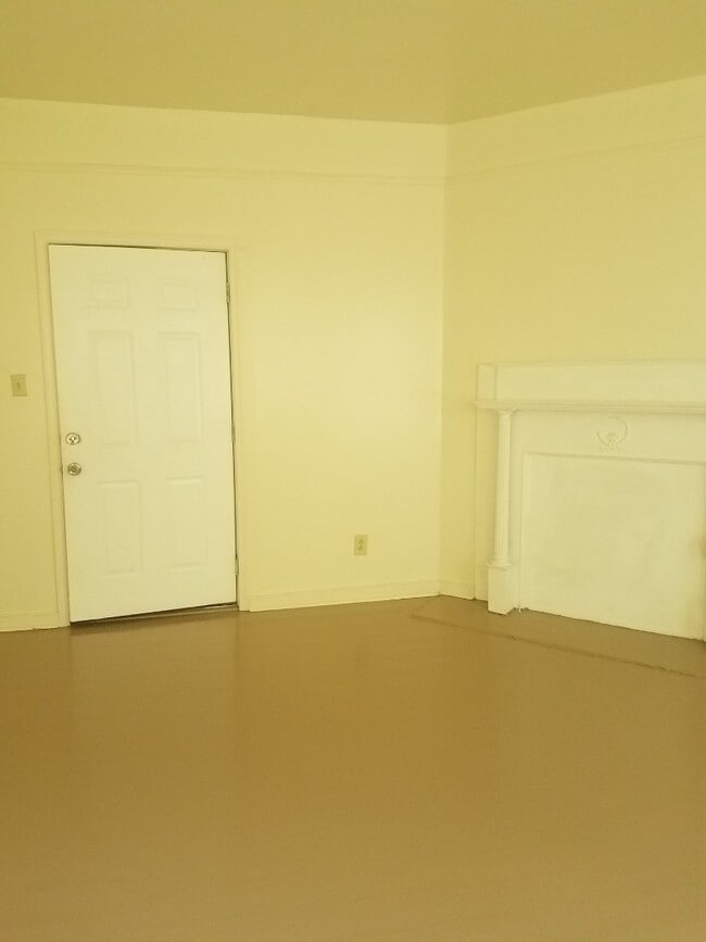 Building Photo - 616 Harrison St