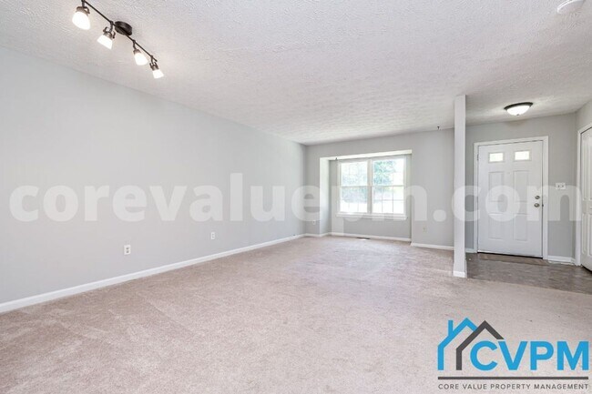 Building Photo - 9438 Fens Hollow