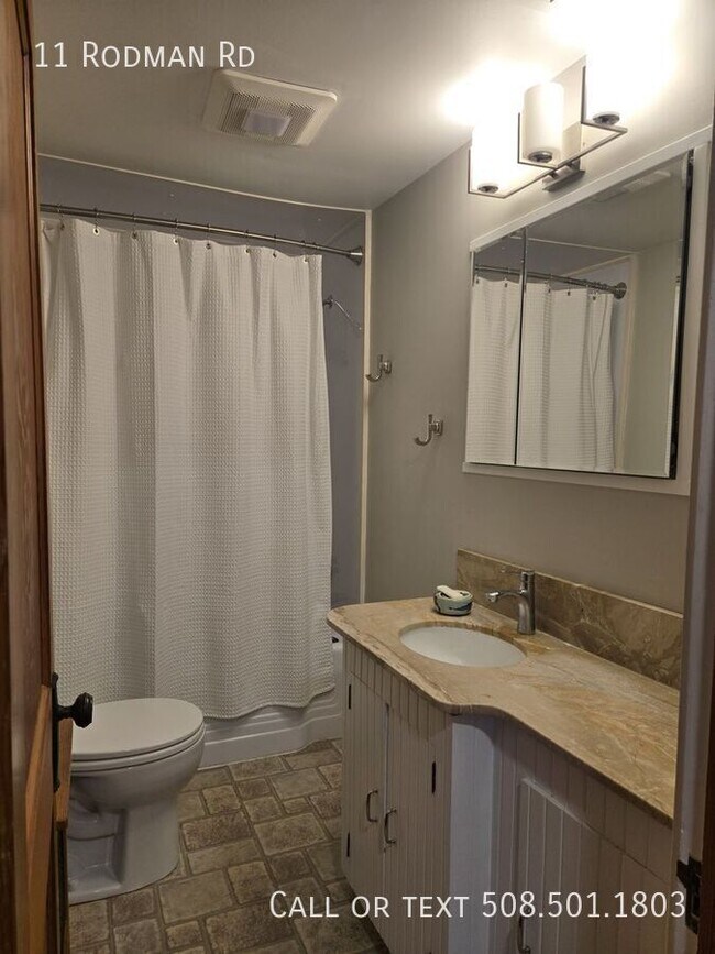 Building Photo - 11 Rodman Rd