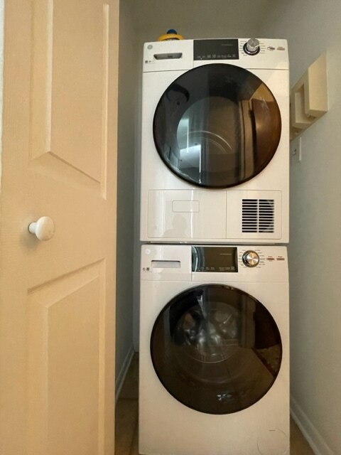 Building Photo - 7502 Farmingdale Dr