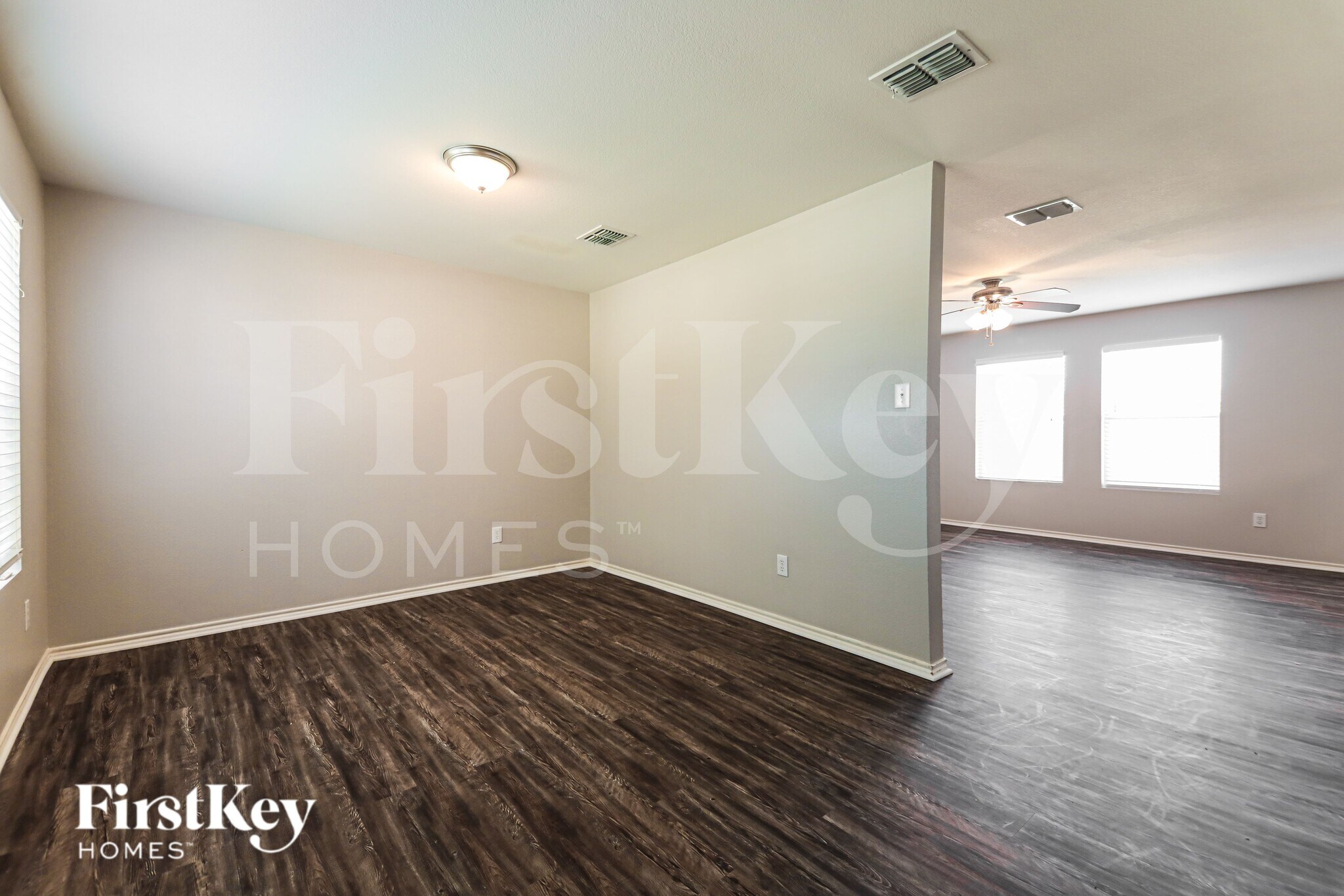 Building Photo - 2809 Spencer Cir