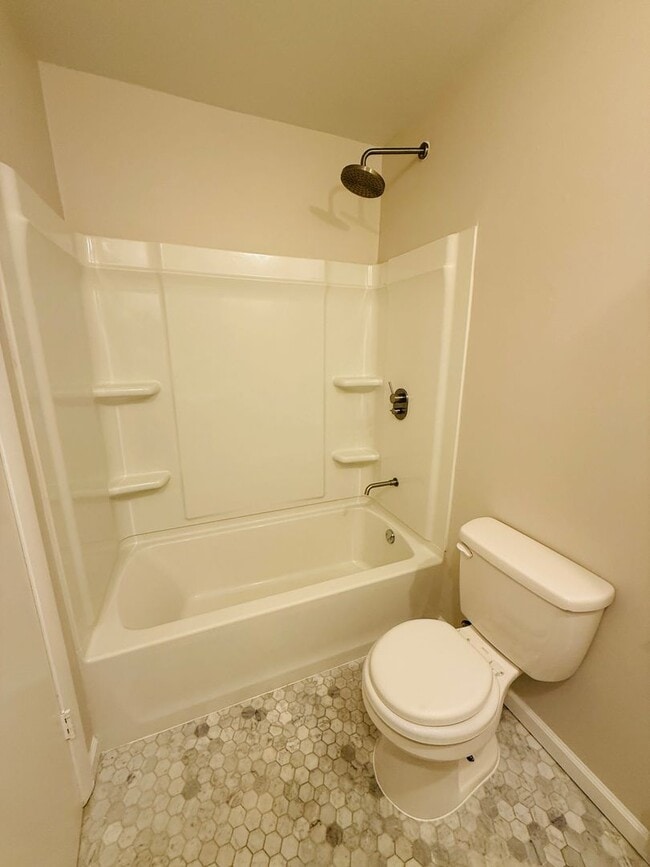 Building Photo - Spacious 2 Bedroom Hazelwood Apartment