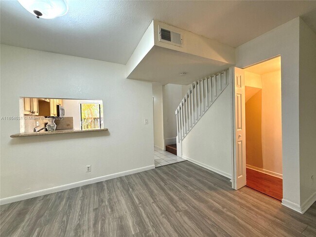 Building Photo - 4094 Sierra Terrace