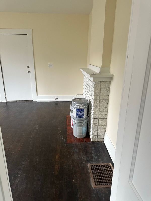 Building Photo - 4300 Court T