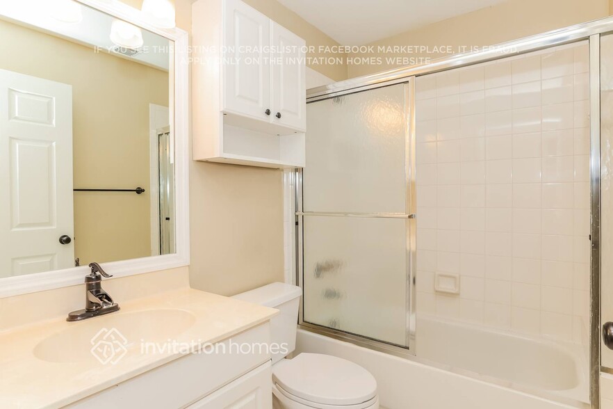 Building Photo - 5229 Sancerre Cir