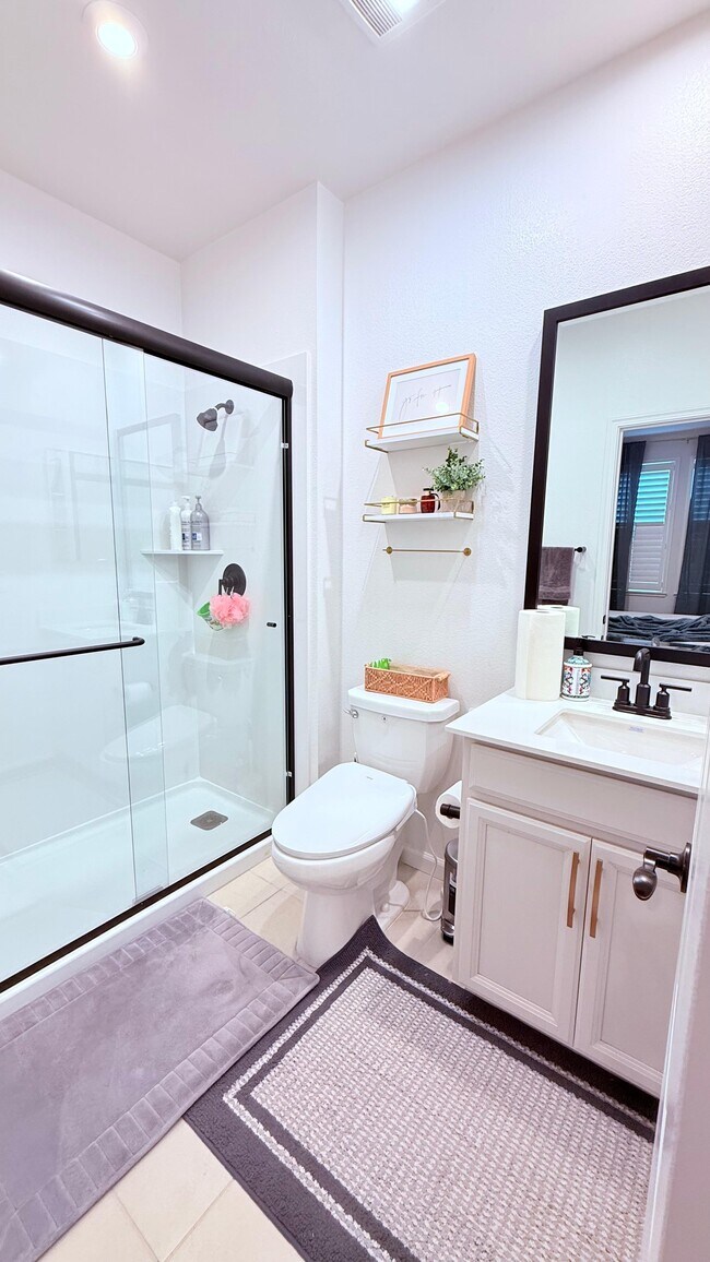 Building Photo - 1580 Blue Moon Ln