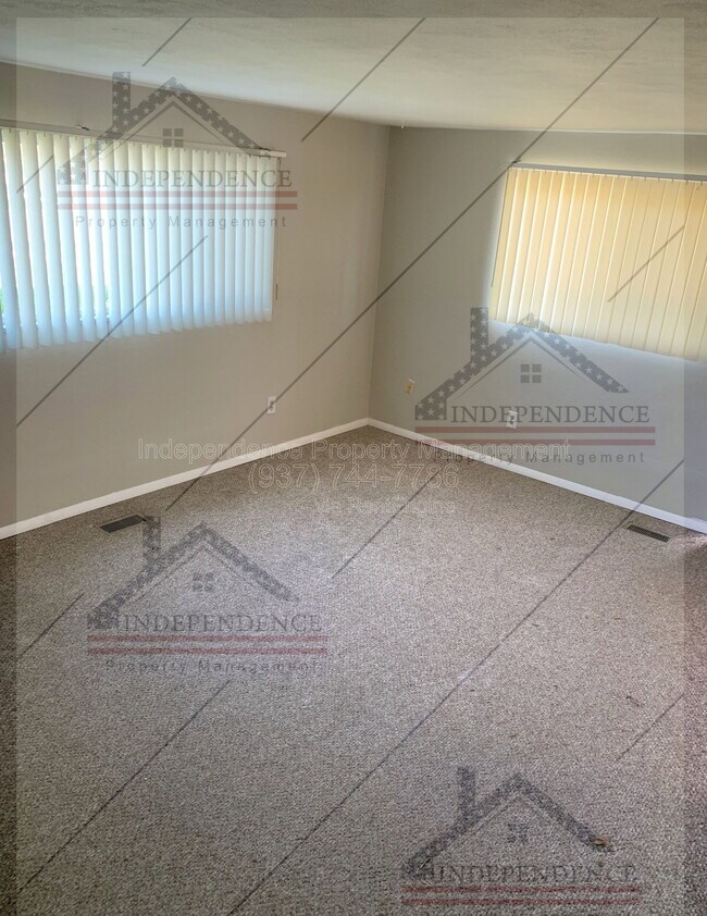 Building Photo - 470 Burman Ave