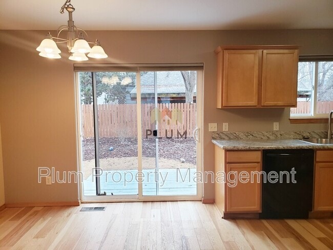 Building Photo - 1508 Kemp St
