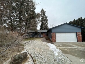 Building Photo - 3 Bedroom / 2 Bathroom in Bend's Orchard D...
