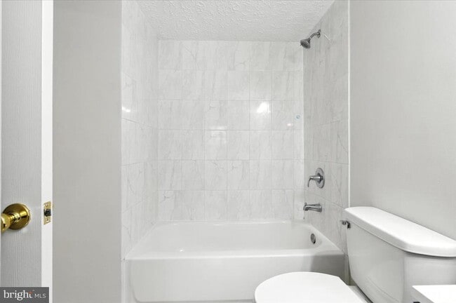 Building Photo - 8734 Susquehanna St