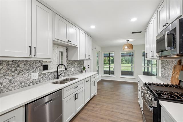 Building Photo - 826 Meadowview Ln
