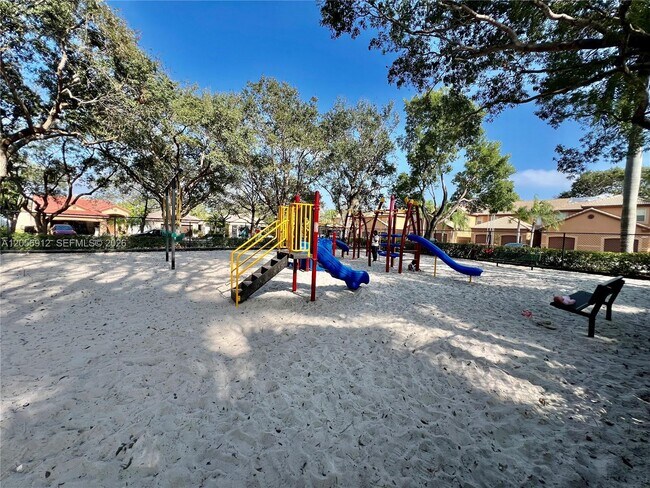Building Photo - 1387 Barcelona Way