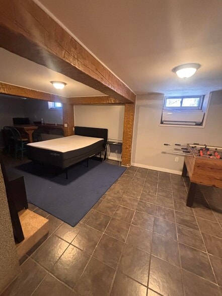 Building Photo - 3 Averill Ter