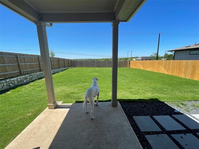 Building Photo - 4605 Tully Dr