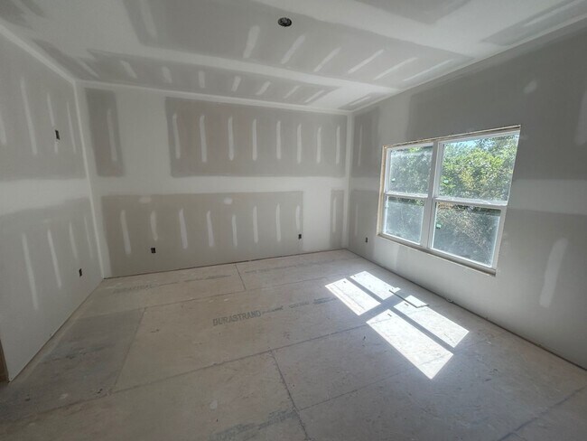 Building Photo - 1111 Tree Street