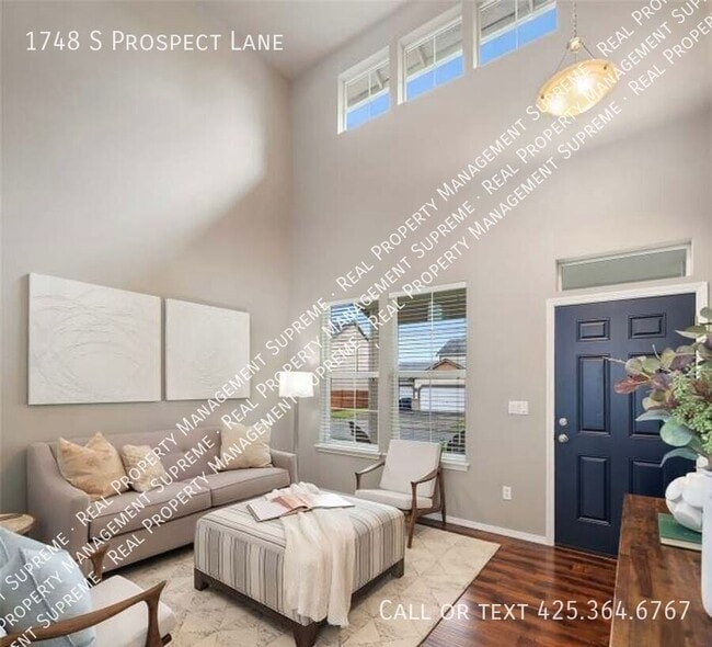Building Photo - 1748 S Prospect Ln