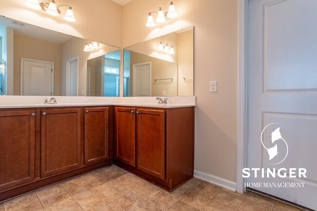 Building Photo - 20 Congaree Way