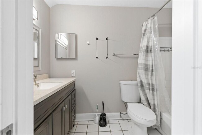 Building Photo - 2400 Feather Sound Dr