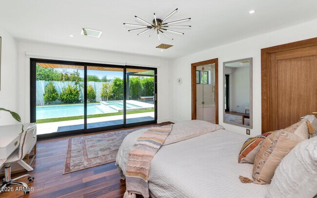 Building Photo - 5812 N 44th Pl